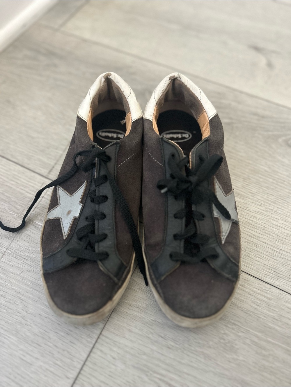 Golden Goose Size 6 Star Patch Suede Sneakers in Dark Gray and Silver